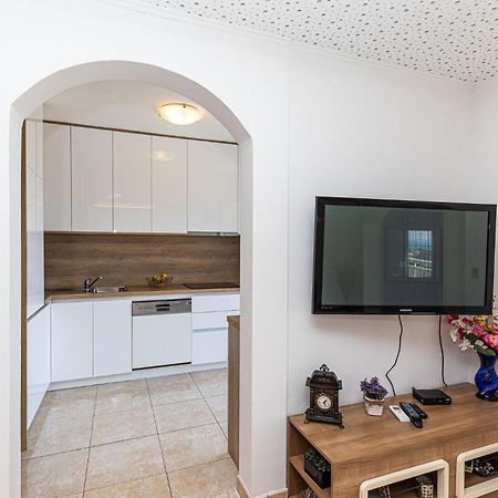 Nice Apartment In Kastel Sucurac With Kitchen คาชเตลา ภายนอก รูปภาพ